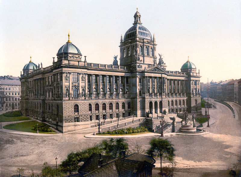 Soubor:Prag Museum 1900.jpg