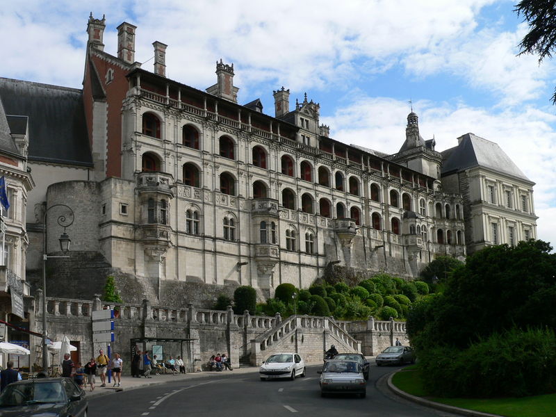 Soubor:Blois.schloss.jpg